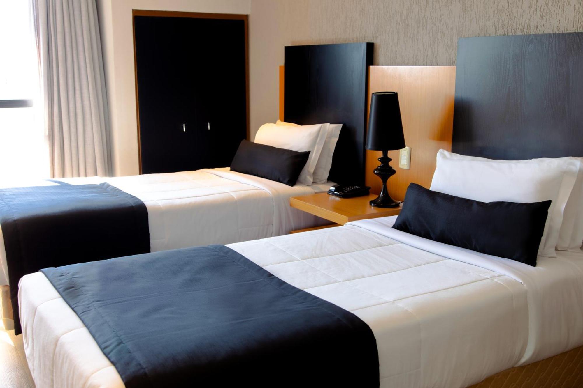 Hotel Slaviero Curitiba Batel Esterno foto