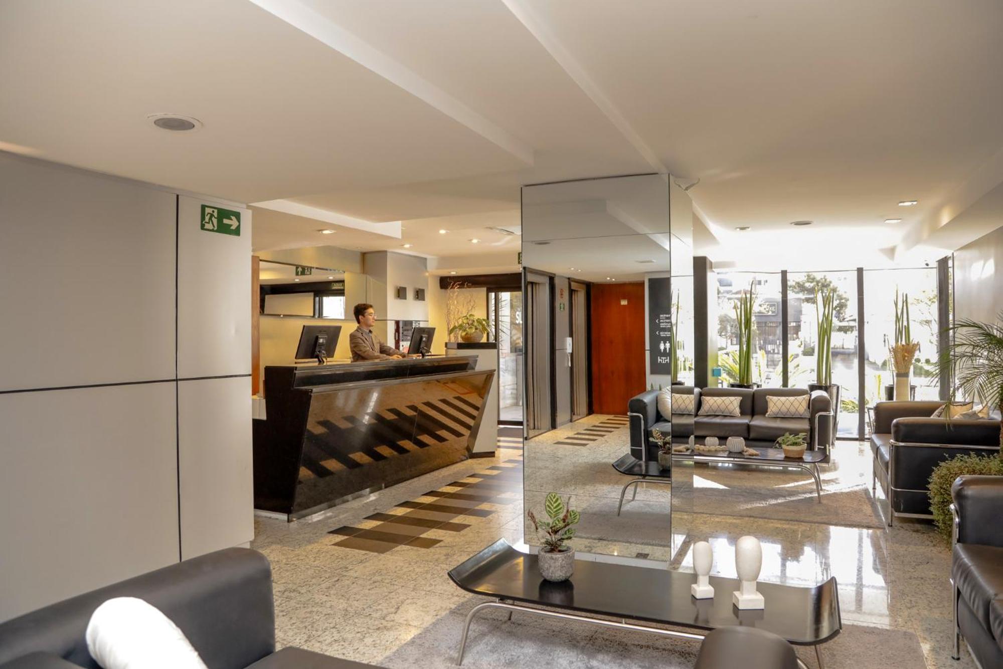 Hotel Slaviero Curitiba Batel Esterno foto